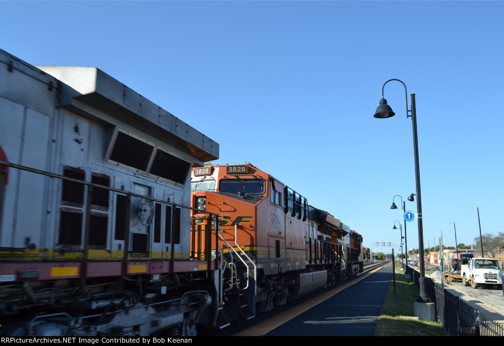 BNSF 3828